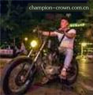 王磊